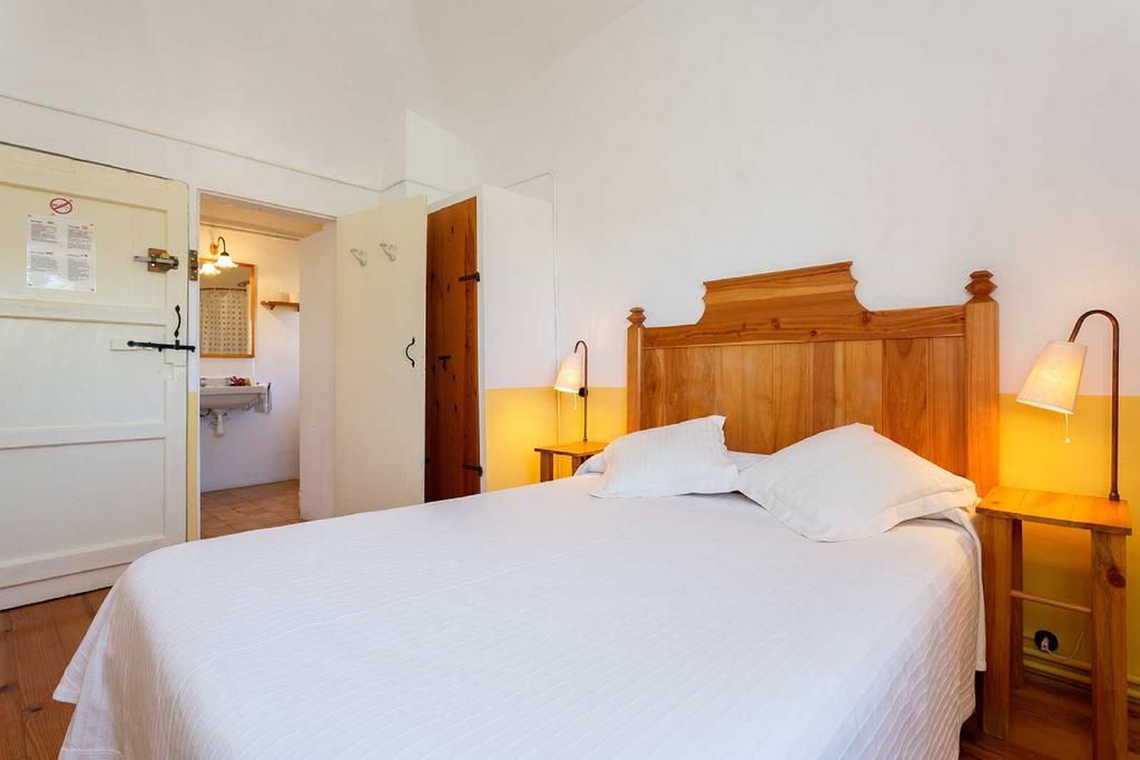 Can Felicia Hotel Beuda Room photo