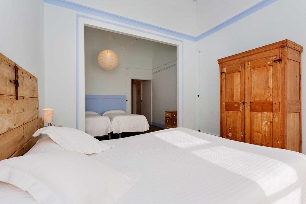 Can Felicia Hotel Beuda Room photo